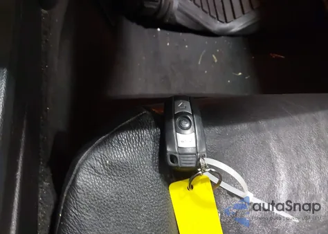 2006 BMW 530Xi из США, поврежденный, VIN WBANF735X6CU20549